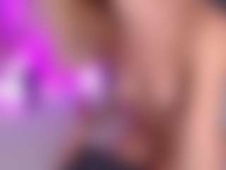 Sia-Foxx01's Live Sex Cam Show