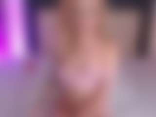 Sia-Foxx01's Live Sex Cam Show