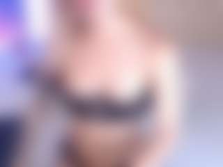 Live cam show with Sia-Foxx01 - Petite Young Adult on CamClone