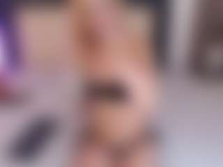 Live cam show with Sia-Foxx01 - Fingers on Hubzter Live