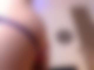 Sia-Foxx01's Live Sex Cam Show