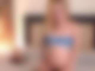 Sia-Foxx01's Live Sex Cam Show