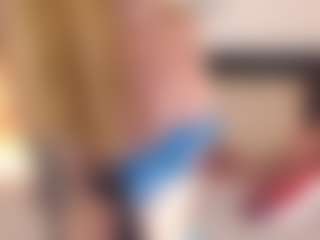 Sia-Foxx01's Live Sex Cam Show