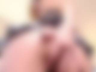 Sia-Foxx01's Live Sex Cam Show