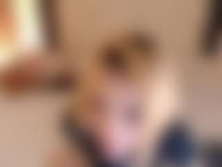 Live cam show with Sia-Foxx01 - Facial Piercings on Camsoda