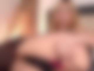 Sia-Foxx01's Live Sex Cam Show