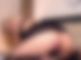 Live cam show with Sia-Foxx01 - Facial Piercings on Soda Cam