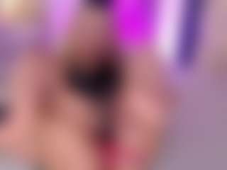 Sia-Foxx01's Live Sex Cam Show