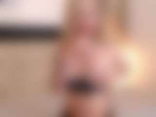 Sia-Foxx01's Live Sex Cam Show
