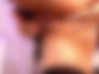 Live cam show with Sia-Foxx01 - Petite Teen (18+) on Camsoda
