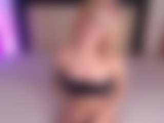 Sia-Foxx01's Live Sex Cam Show