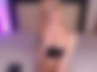 Sia-Foxx01's Live Sex Cam Show