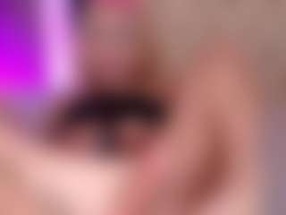 Sia-Foxx01's Live Sex Cam Show