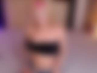 Sia-Foxx01's Live Sex Cam Show