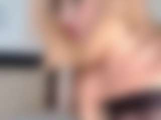 Sia-Foxx01's Live Sex Cam Show