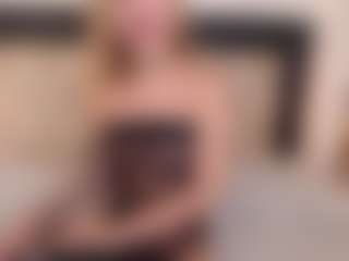 Live cam show with Sia-Foxx01 - Ass Bouncing on Camsoda