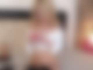 Sia-Foxx01's Live Sex Cam Show