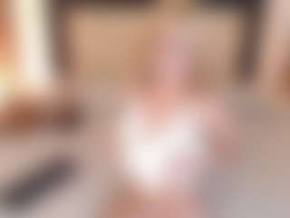 Live cam show with Sia-Foxx01 - Thin on hrnylive.com
