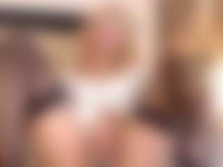 Live cam show with Sia-Foxx01 - Pov on milfzrlive.com