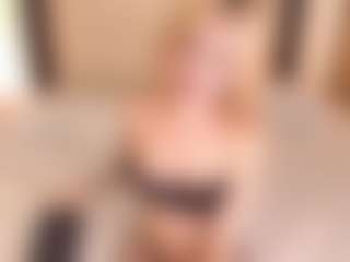 Sia-Foxx01's Live Sex Cam Show