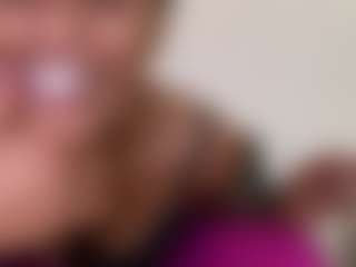Live cam show with babygirl - Plug on Adult Interactions
