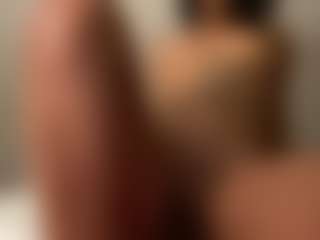 Live cam show with babygirl - Ebony Squirt on mypornchat.com