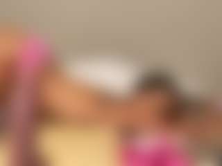 Live cam show with babygirl - Tease Latina on StripNow