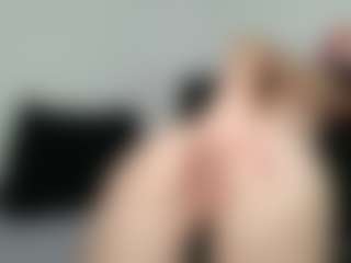 Live cam show with Sweetcloek - Babygirl on thefappeningchat.com
