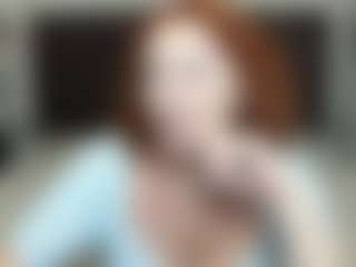 Live cam show with TaylorTravis - Tease Red Hair on madthumbs