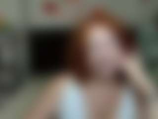 Live cam show with TaylorTravis - Strip Red Hair on StripNow