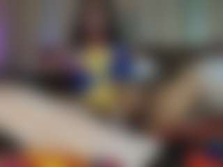 Live cam show with madamanaxl - Muscular on sexylive.show