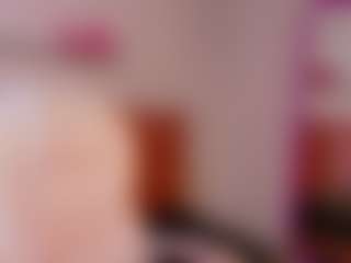Live cam show with Velinahoney - Skinny on livesuperchat.net