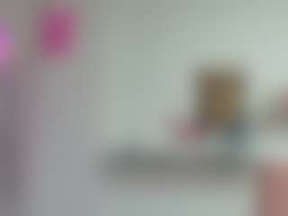 Live cam show with Velinahoney - Genital Piercings on Camsoda