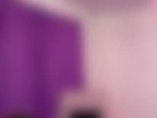 Live cam show with Velinahoney - Shower on Camsoda