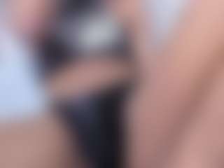 venus-033's Live Sex Cam Show