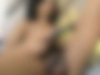 venus-033's Live Sex Cam Show