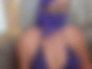 Live cam show with yasmin-dina - Spank Mature on Gym Cam Girls