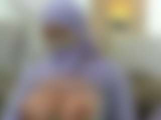 Live cam show with yasmin-dina - Small on camwithhim.com