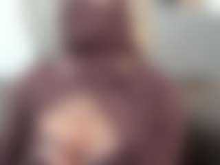 Live cam show with yasmin-dina - College Curvy on Hubzter Live