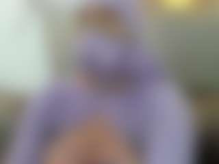 Live cam show with yasmin-dina - Big Tits Mature on Gym Cam Girls