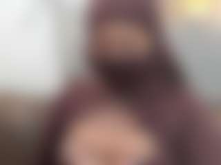 Live cam show with yasmin-dina - Petite on sexylive.show