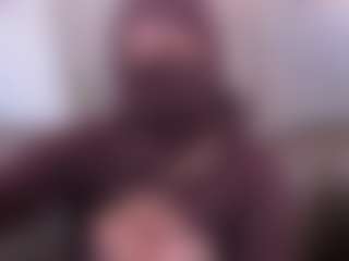 Live cam show with yasmin-dina - Mature on Mixed Magazine Live
