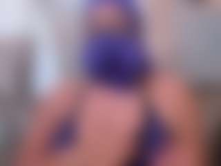 Live cam show with yasmin-dina - Bedroom Brown Hair on Camsoda