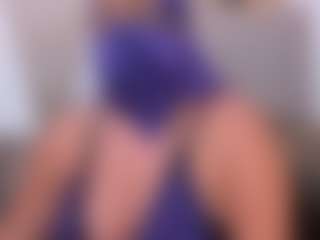 Live cam show with yasmin-dina - Big Tits Small Tits on Camsoda