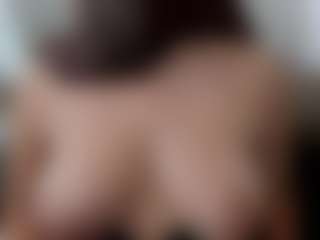 Live cam show with yasmin-dina - Shaved Pussy on CamwithHer