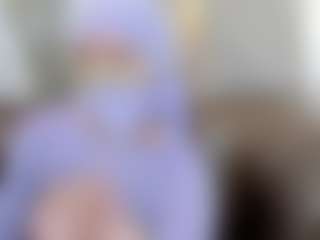 Live cam show with yasmin-dina - Genital Piercings on StripNow