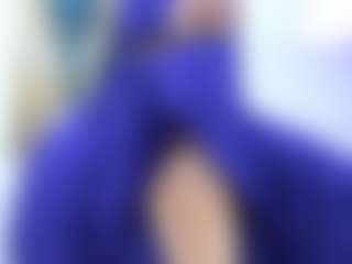 Show en direct avec yasmin-dina - Bedroom sur Camsoda