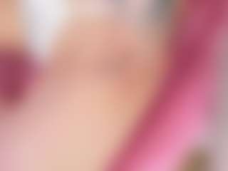 Live cam show with aina-luv - Athletic on Milfs Live