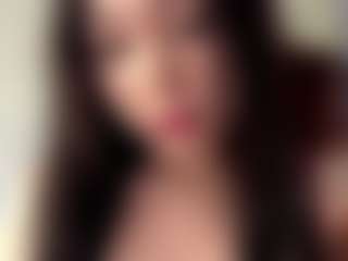 Live cam show with AlinaShankin - Tittyfuck on AdultVida.com