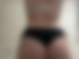 Live cam show with AlinaShankin - Teasing on Camsoda
